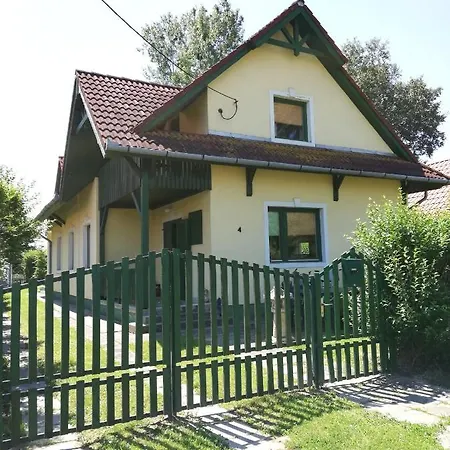Laguna Apartman