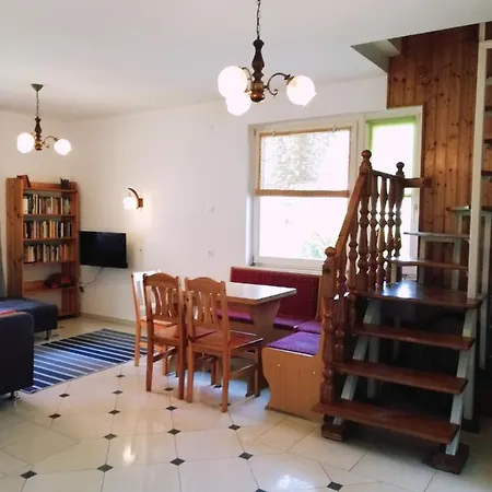 Laguna Apartman Apartman *